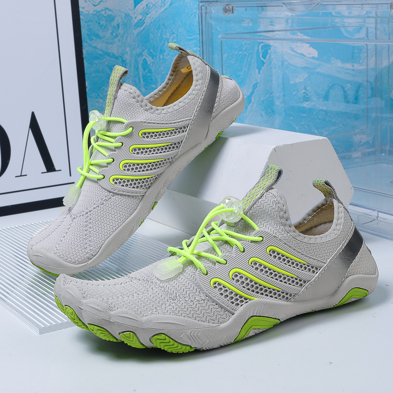 New Men Water Shoes Aqua Shoes - Fishing Boat Trailer reseña y precio